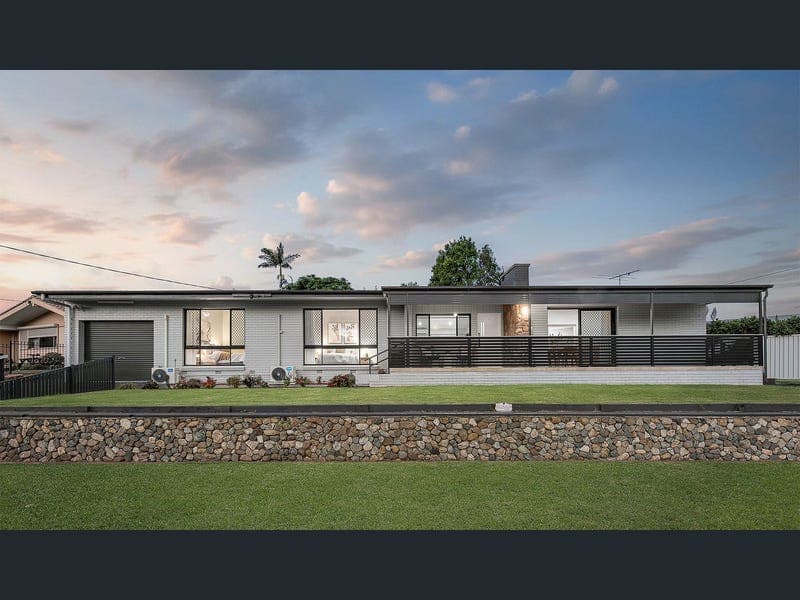 18 FONTAYNE STREET, Aspley — photo 1 of 5