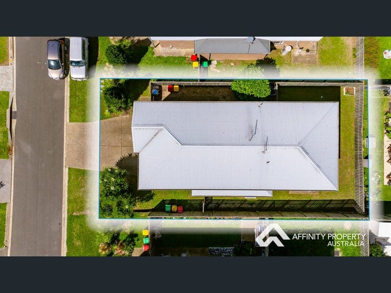 12 Bellthorpe Cct, Kallangur — photo 1 of 5