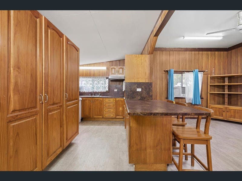 75 James Street, Mount Morgan — photo 1 of 5