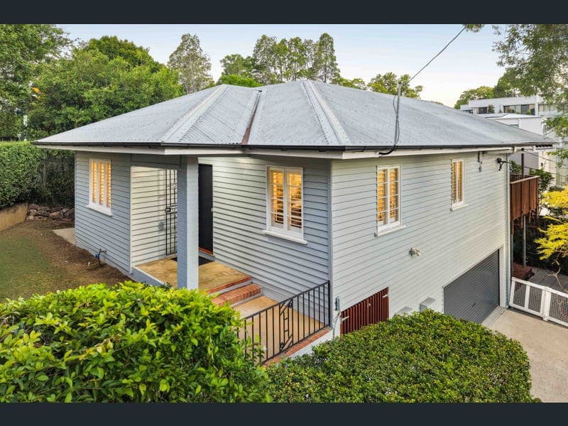 153 Swann Road, Taringa — photo 1 of 5