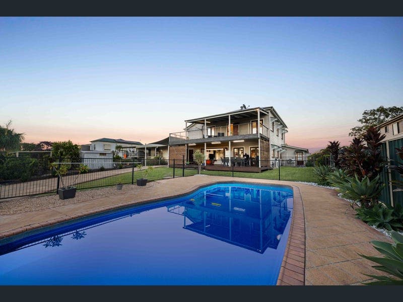 55 Stewart Terrace, Gympie — photo 1 of 5