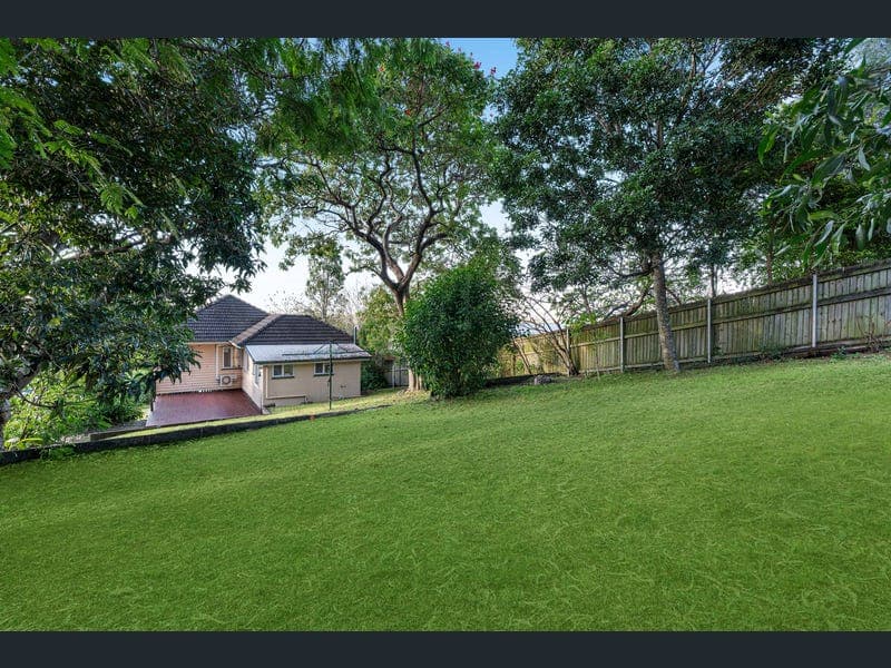 71 Chataway Street, Carina Heights — photo 1 of 5