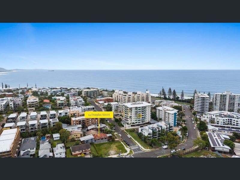 24 Douglas Street, Mooloolaba — photo 1 of 5