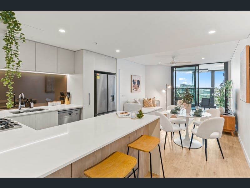 1505/8 Adelaide St, Brisbane City — photo 1 of 5