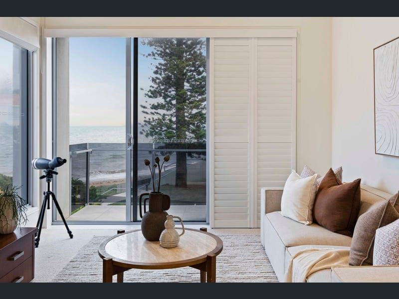 2G Osbourne Street, Scarborough — photo 1 of 5