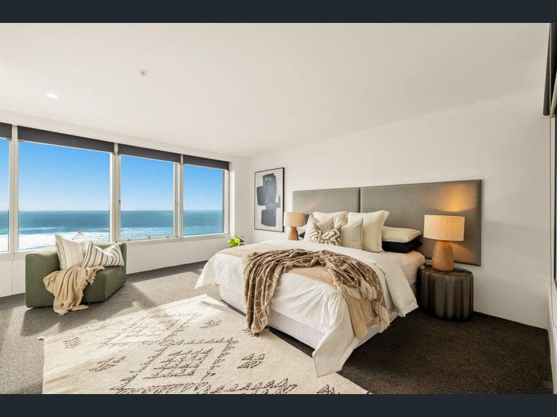 6201/9 Hamilton Avenue, Surfers Paradise — photo 1 of 5
