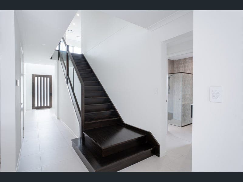 22 Pinnibar street, Bridgeman Downs — photo 1 of 5