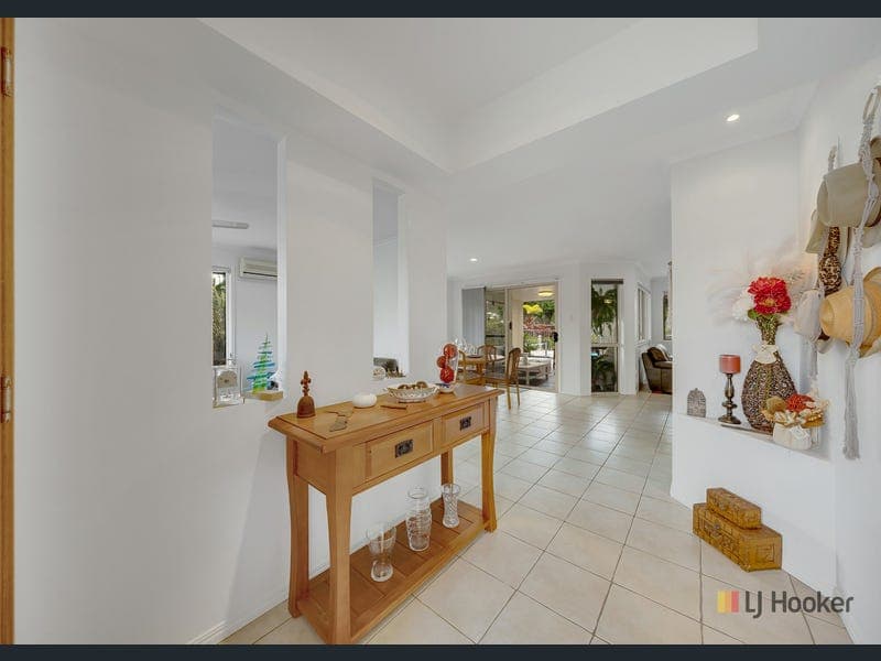 5 Driftwood Street, Tannum Sands — photo 1 of 5
