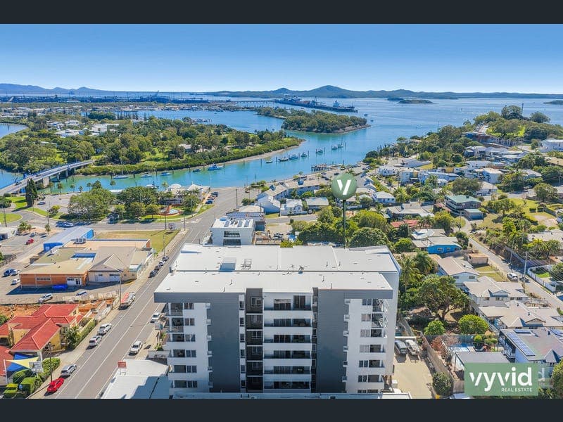 64/30 Goondoon St, Gladstone Central — photo 1 of 5