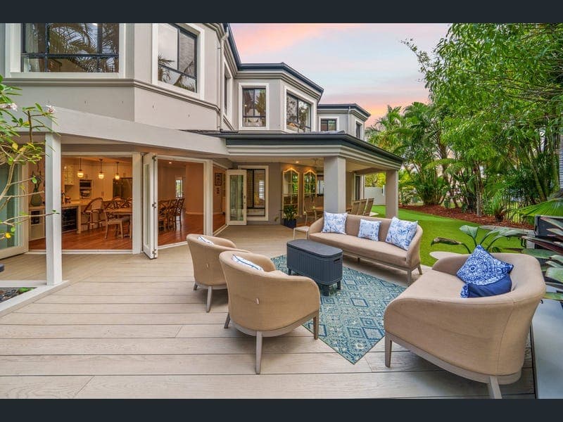 8396 Magnolia Dr East, Hope Island — photo 1 of 5