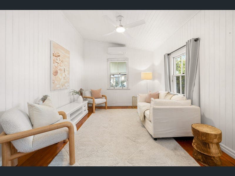 58 Gaythorne Road — photo 1 of 5