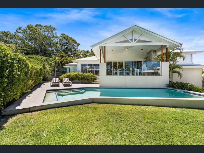 5005 Riverwood Grove, Benowa — photo 1 of 5