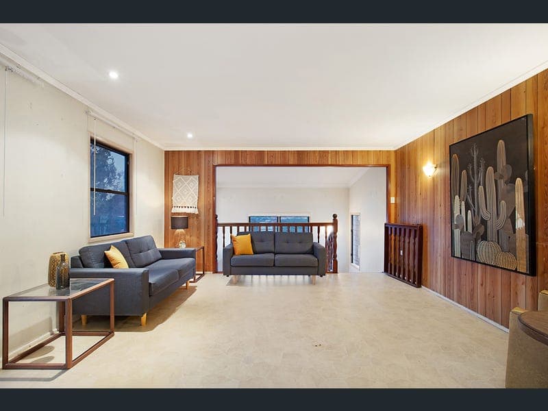 31 Scrub Road, Carindale — photo 1 of 5