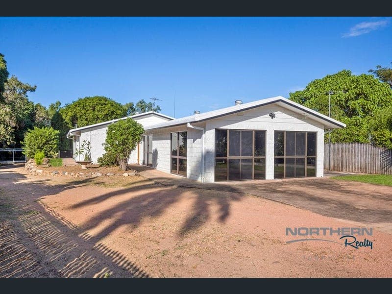 4 Almond Court, Bushland Beach — photo 1 of 5