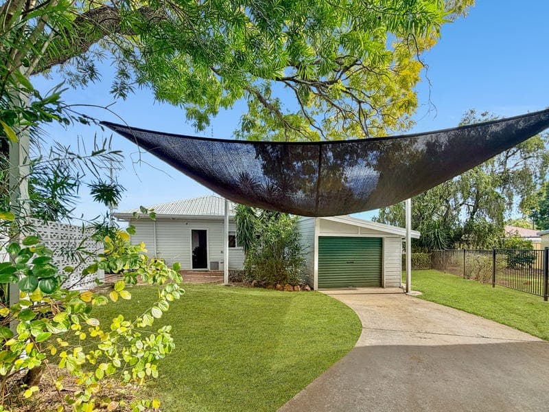 61 Glasson Street, Chinchilla — photo 1 of 3