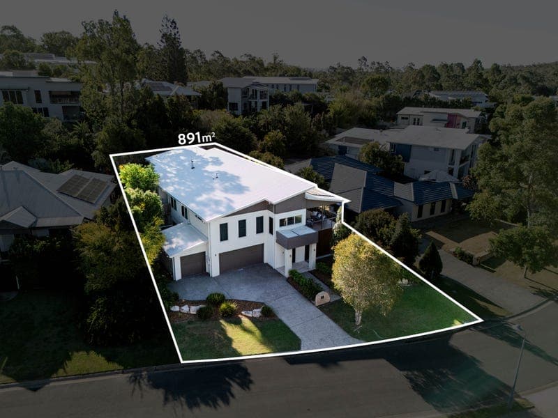 50 Birchwood Crescent, Brookwater — photo 1 of 5