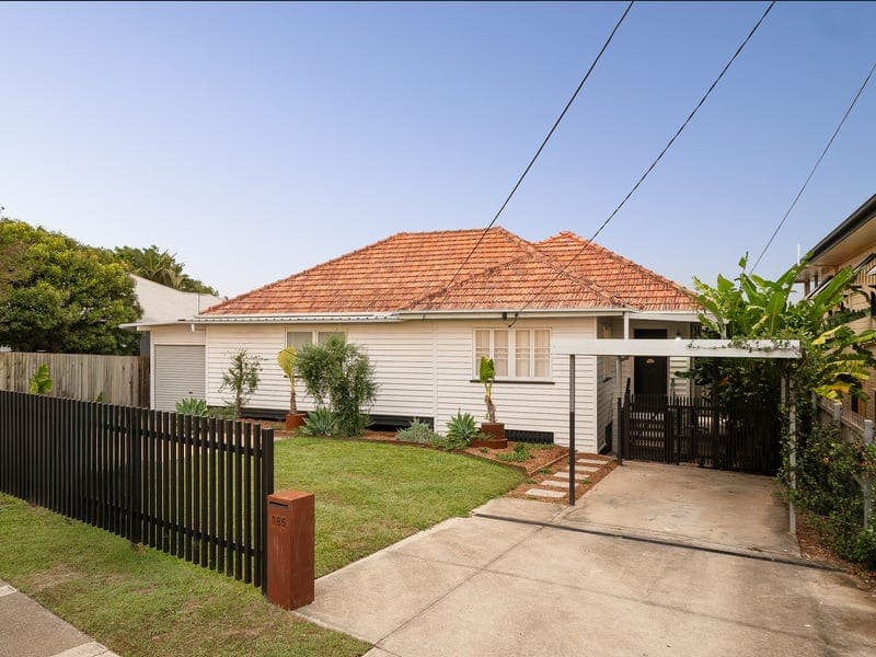 185 North Road, Brighton — photo 1 of 5