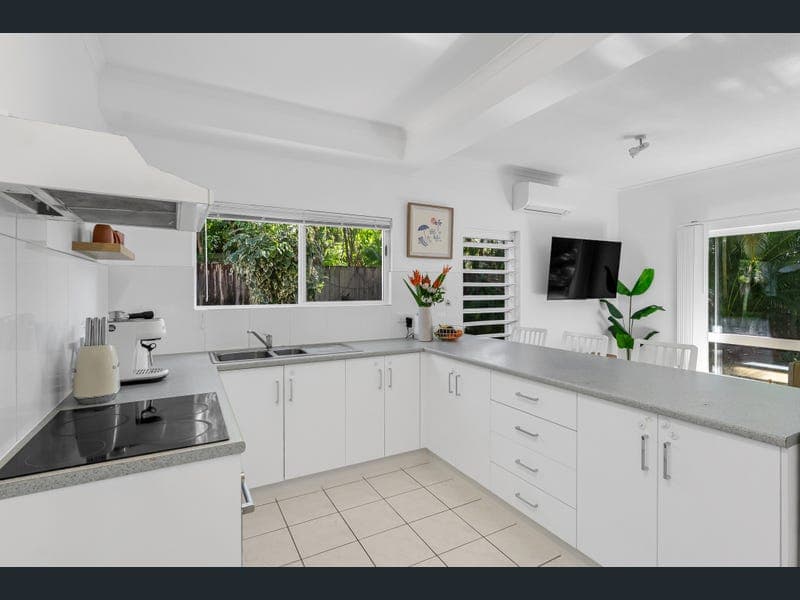 7/1-3 Pecten Avenue, Port Douglas — photo 1 of 5