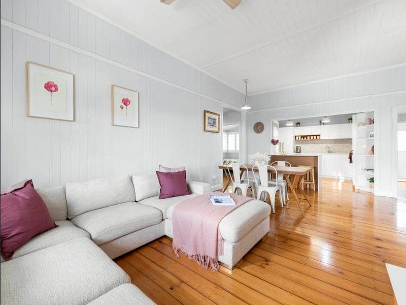 25 Wilton Terrace, Yeronga — photo 1 of 5