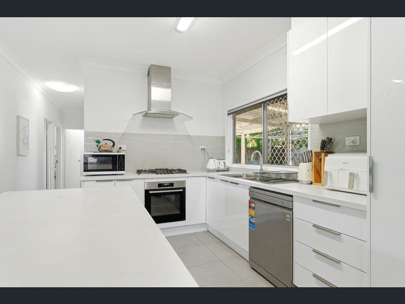 11 Kimberley Street, Trinity Park — photo 1 of 5