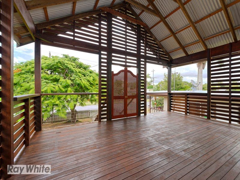 35 Osborne Terrace, Deception Bay — photo 1 of 5