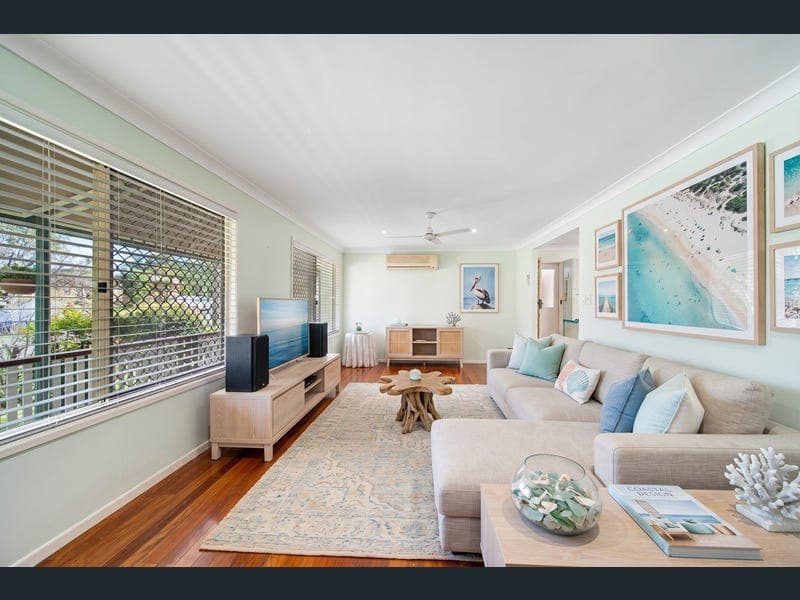 49 Hillcrest Avenue, Nambour — photo 1 of 5