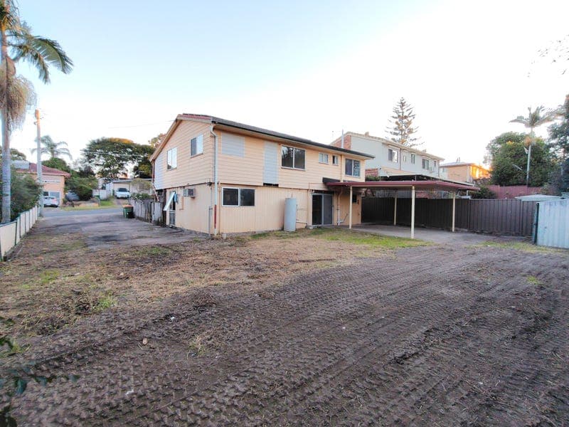 15 Sunland Street, Beenleigh — photo 1 of 5