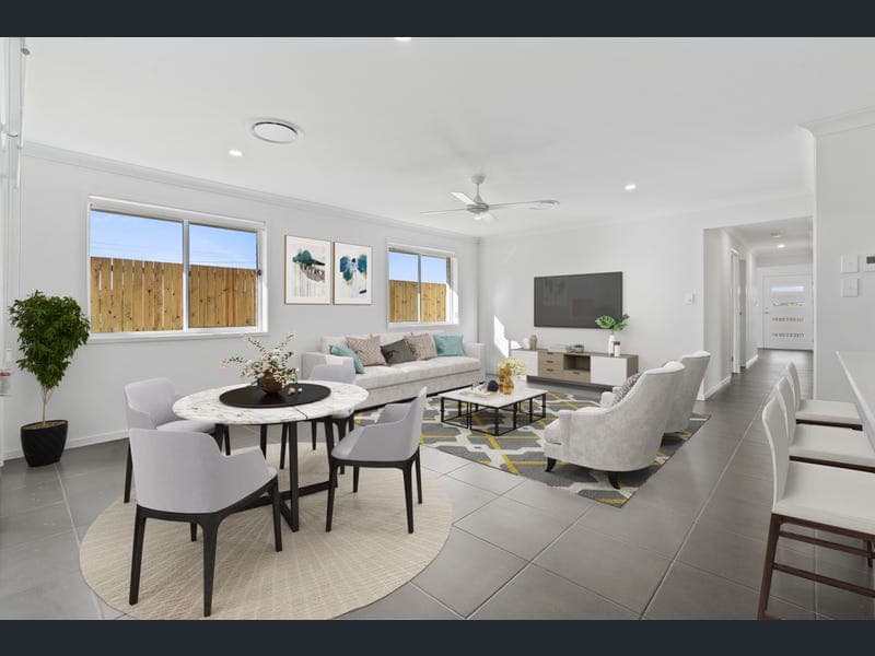 8 Grove Avenue, Arana Hills — photo 1 of 5