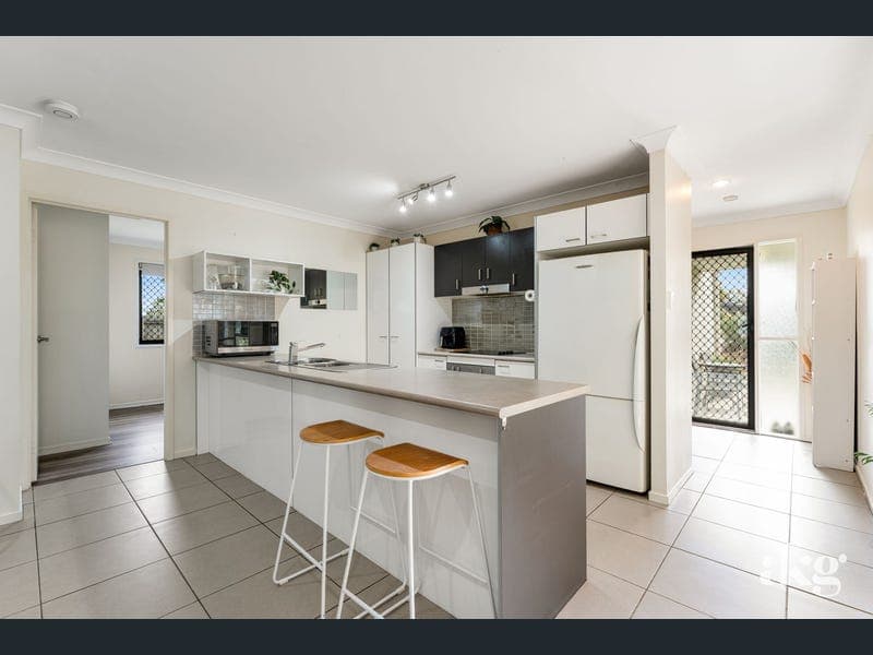 29 Tequesta Drive, Beaudesert — photo 1 of 5