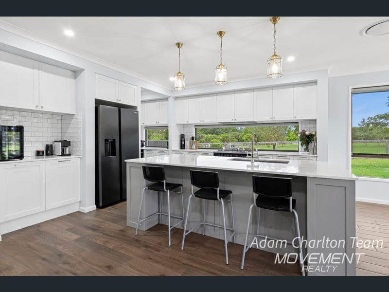 6 Turner Court, Caboolture — photo 1 of 5