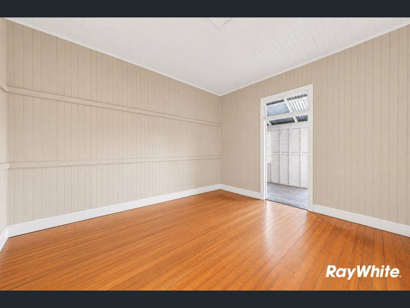 29 Mining Street, Bundamba — photo 1 of 5
