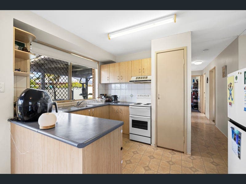 14 Coolawin Court, Wilsonton Heights — photo 1 of 5