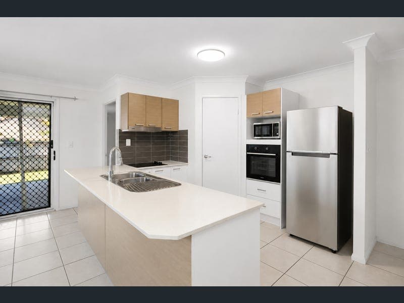 21 Dandenong Avenue, Redbank Plains — photo 1 of 5