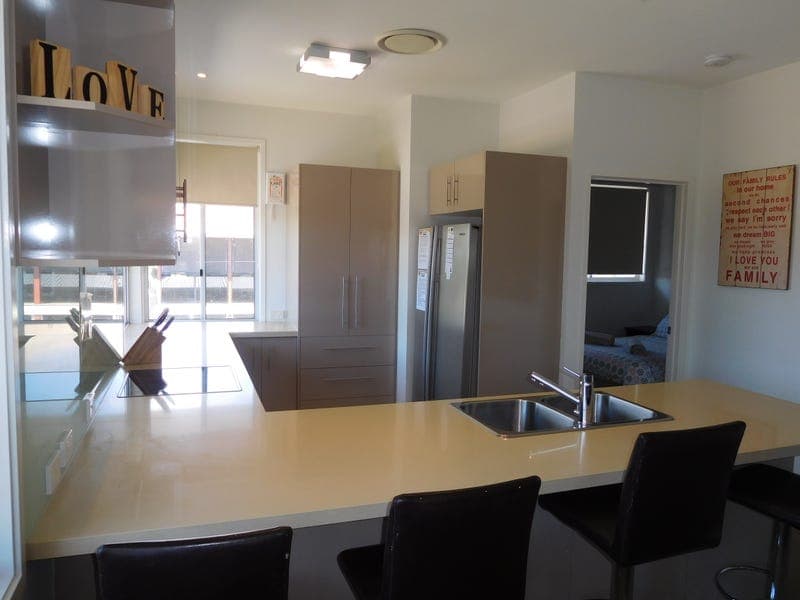 1/17 Barramundi Drive St, Woodgate — photo 1 of 5