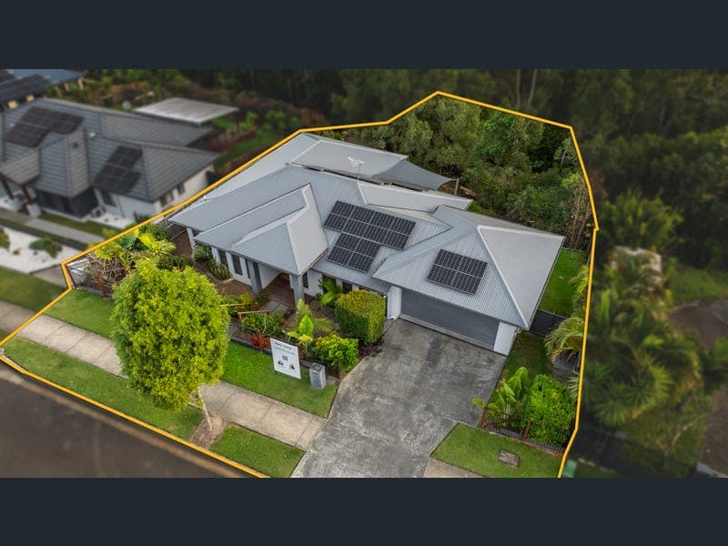 28 Coachella Crescent, Upper Coomera — photo 1 of 5