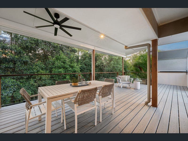16 Nyamber Place, Upper Kedron — photo 1 of 5