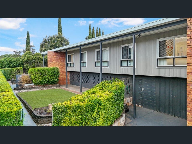 76 Jellicoe Street, North Toowoomba — photo 1 of 5