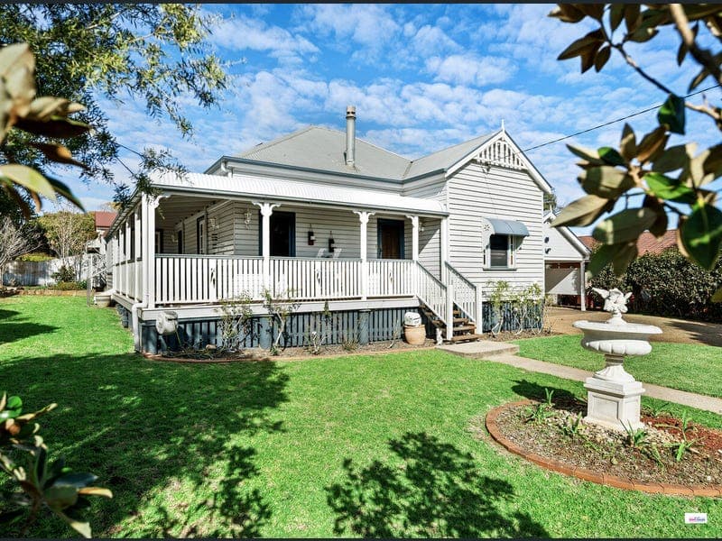 226 South Street, South Toowoomba — photo 1 of 5