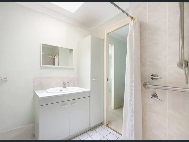 10 Geeba Street, Slacks Creek — photo 1 of 5
