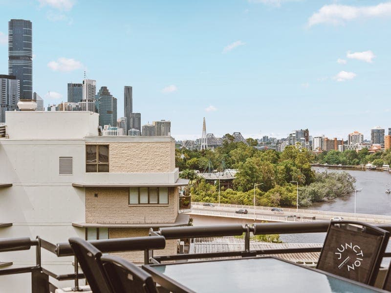 30/228 Vulture Street, South Brisbane — photo 1 of 5