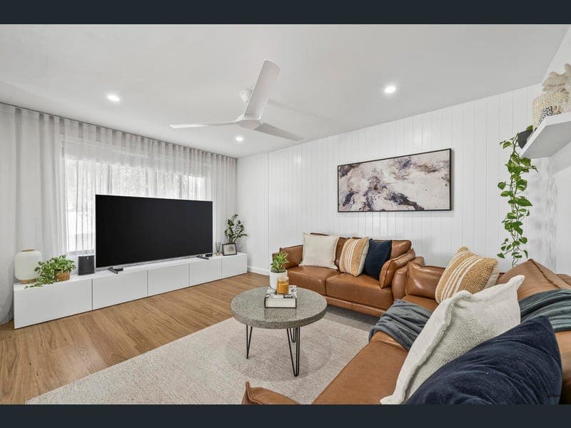 5 Ordino Court, Reedy Creek — photo 1 of 5