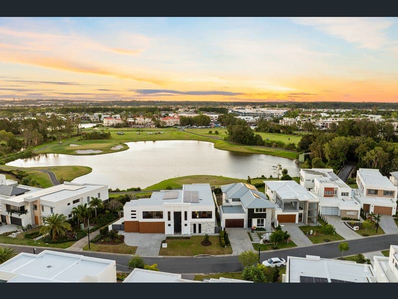 9213 Peter Senior Drive, Hope Island — photo 1 of 5