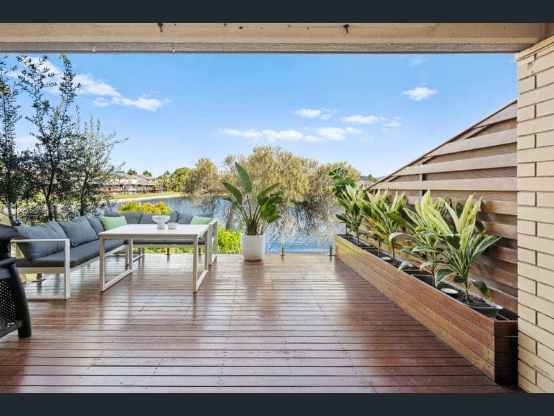 7/20-24 Barbet Place, Burleigh Waters — photo 1 of 5