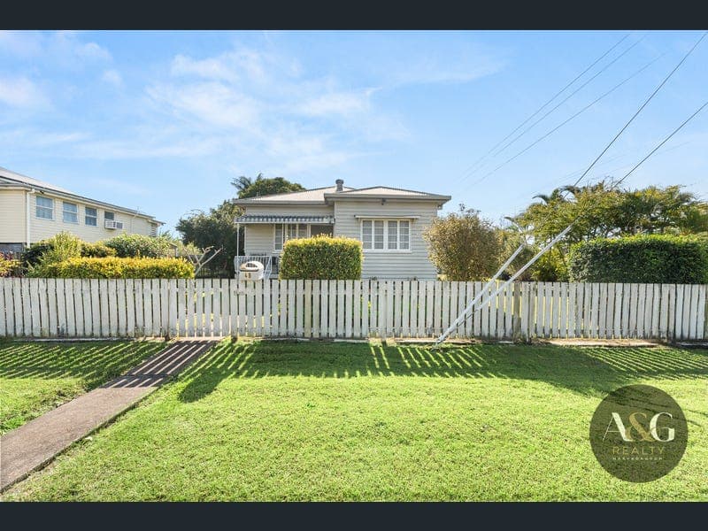 48 Neptune Street, Maryborough — photo 1 of 5