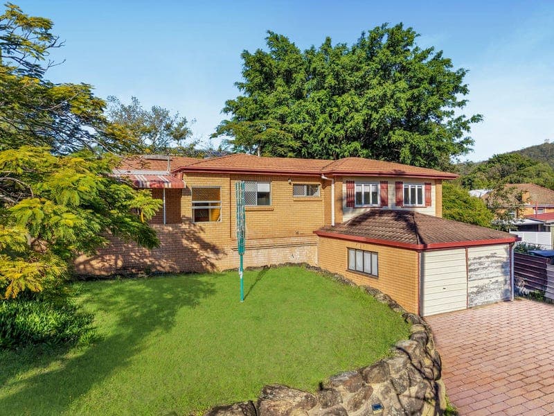 18 Wedmore Street, Mount Gravatt East — photo 1 of 5