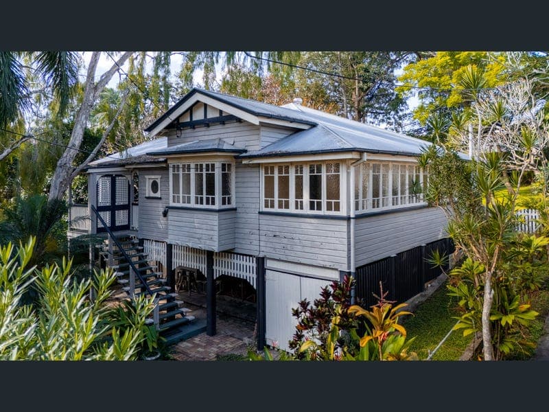 39 Billington Street, Alderley — photo 1 of 5