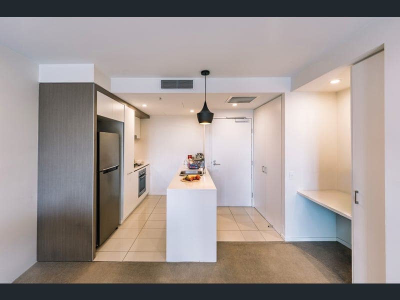 10510/25 Bouquet Street, South Brisbane — photo 1 of 5