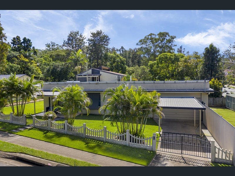 1 Veronica Avenue, Daisy Hill — photo 1 of 5