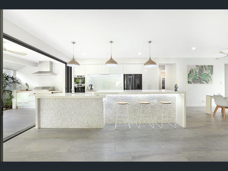 32 Iridescent Drive, Trinity Park — photo 1 of 5