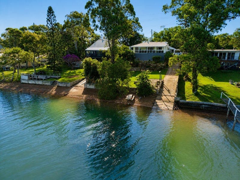 182 Canaipa Point Drive, Russell Island — photo 1 of 5